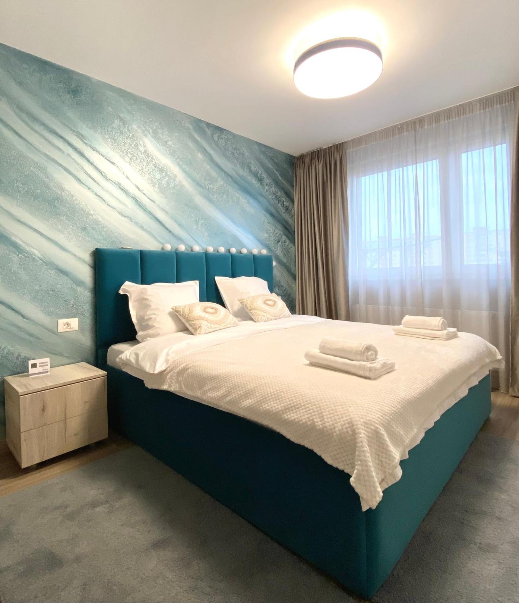 Apartament Away From
